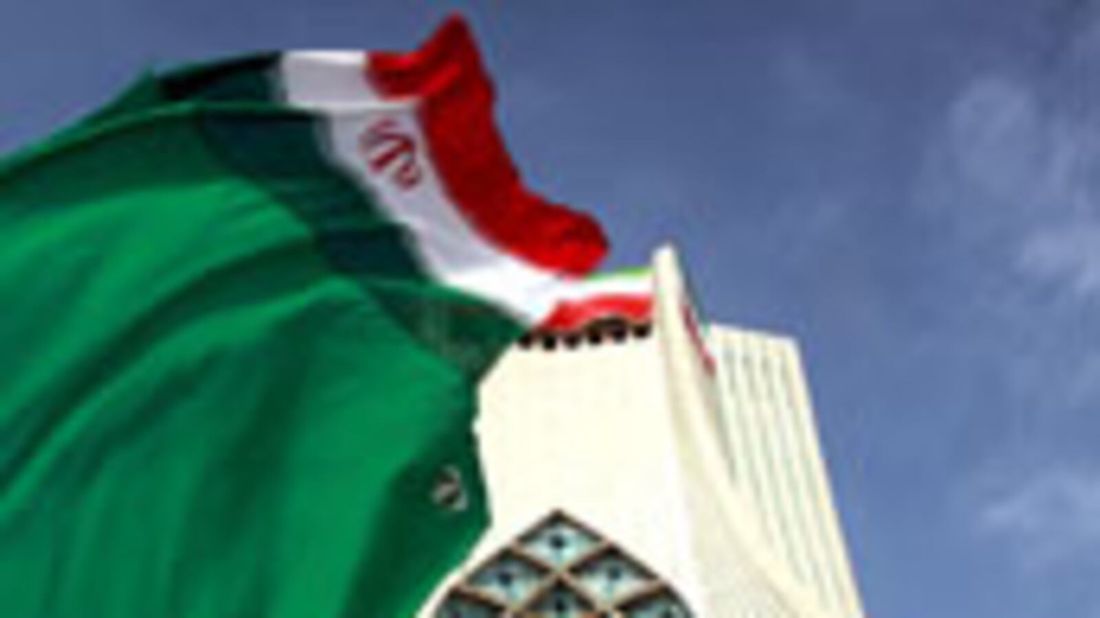 articles/2009/11/16/is-iraq-shifting-to-iran/sick-iran-superpower_63393_lqxbhw
