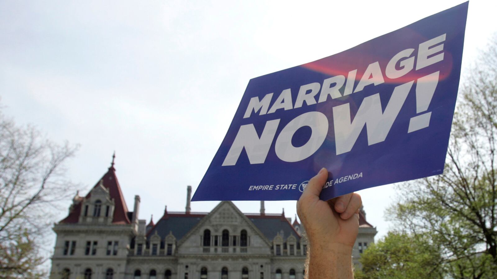 cheats/2011/06/15/ny-senate-gop-undecided-on-gay-marriage/gay-marriage-new-york-avlon_a6jgij
