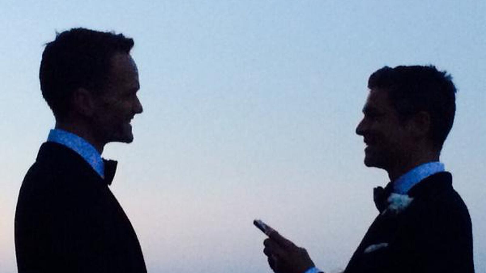 cheats/2014/09/08/neil-patrick-harris-marries-david-burtka/140908-patrick-harris-cheat_mdaute