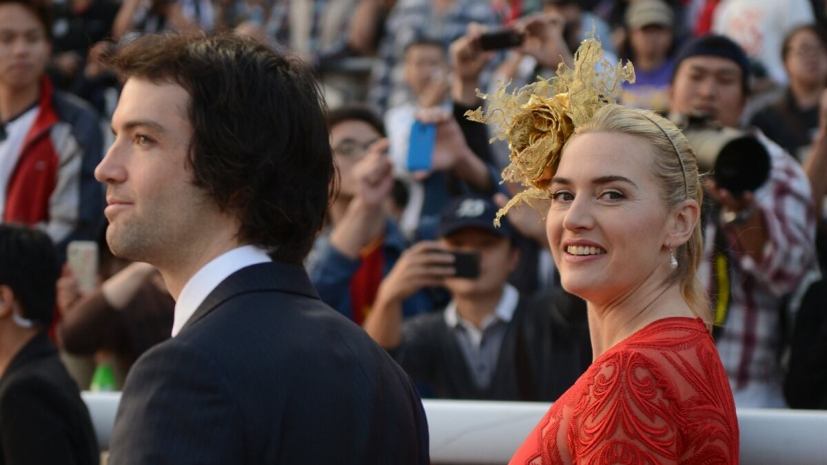 cheats/2012/12/26/winslet-rocknroll-privately-wed/winslet-rocknroll-cheat_vu7pdf