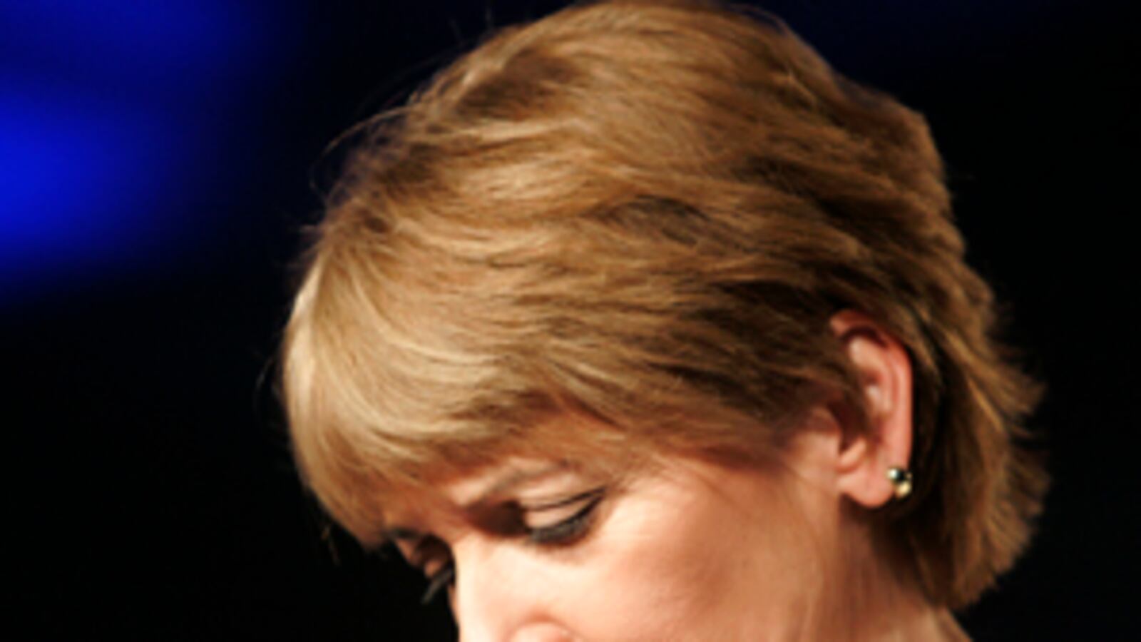 cheats/2010/01/19/scott-brown-takes-early-lead/martha-coakley_isg2xx