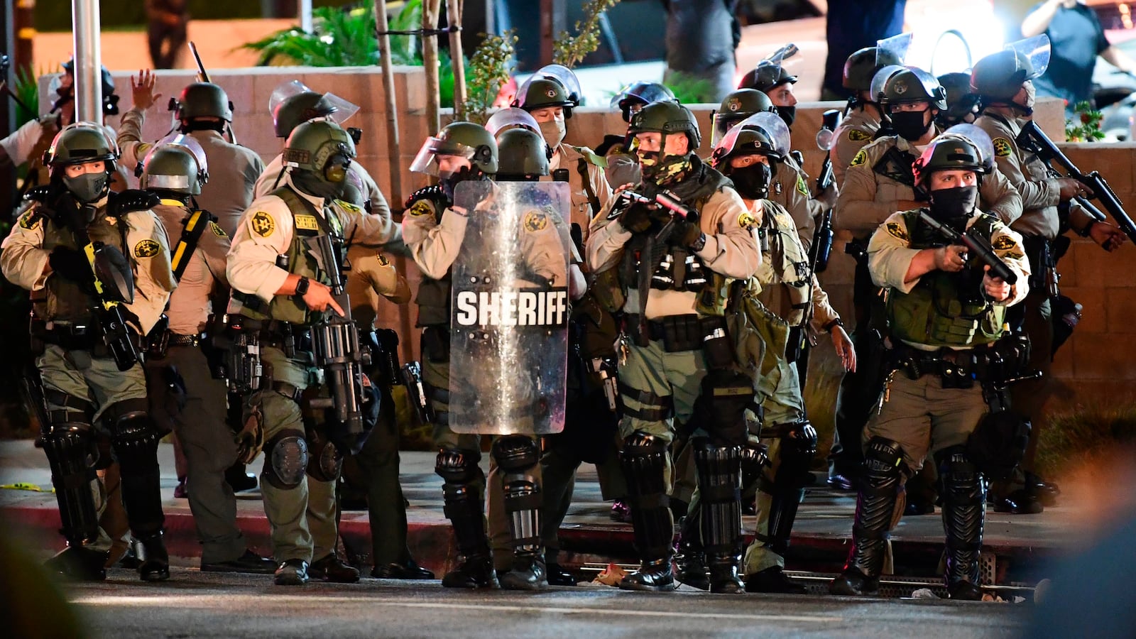 GettyImages-1228413249_ey1uv0