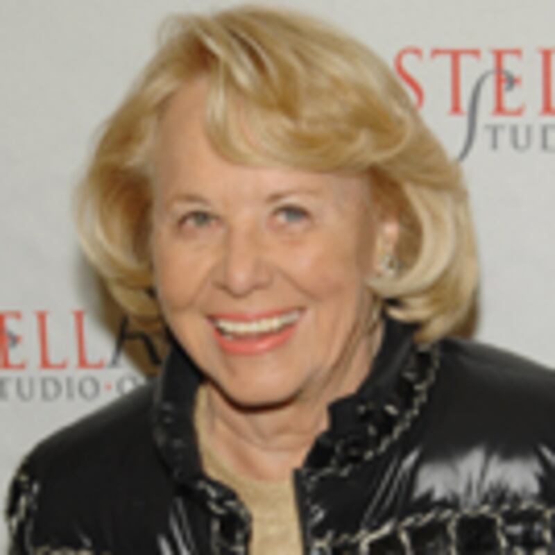 articles/2009/05/08/you-should-meet-my-mother/liz-smith-mothers-day-round-up_hxpuer