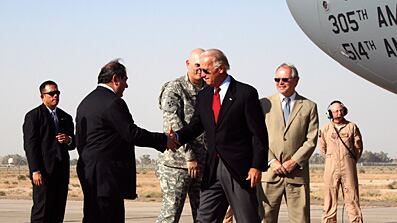 cheats/2009/09/15/biden-arrives-in-iraq/biden-in-baghdad_qrzk2z