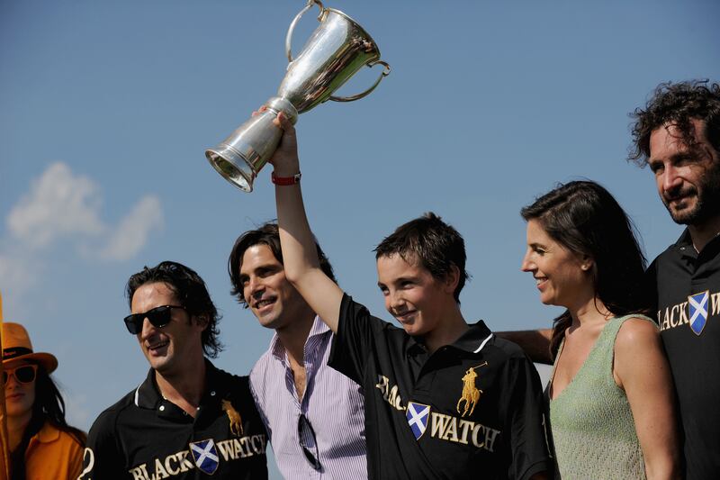 galleries/2013/06/02/stars-flock-to-veuve-clicquot-polo-classic/130602-polo-03_h1dm9a