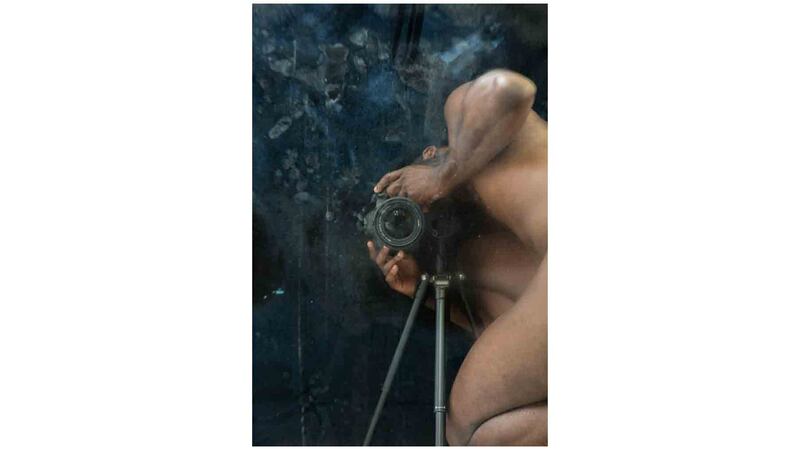 Darkroom-Mirror-_0X5A1531_-34x51_-2017_iwx5op