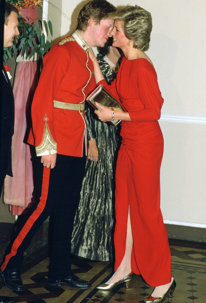 UNITED KINGDOM - NOVEMBER 21:  Diana, Princess of Wales kisses her brother, Earl Charles Spencer at the Birthright Ball  (Photo by Tim Graham Photo Library via Getty Images)