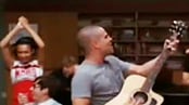 articles/2010/10/06/glee-video-highlights-from-grilled-cheesus/video-glee-recap_131751_p16g1r