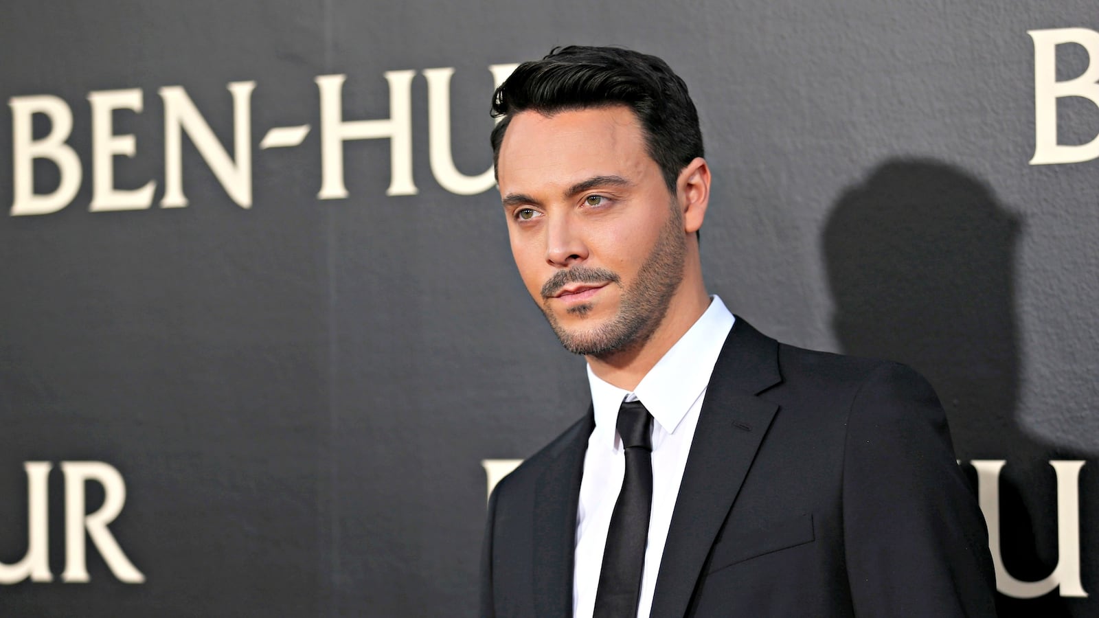 cheats/2016/08/22/ben-hur-remake-box-office-failure/160822-ben-hur-flop-cheat_oxak2b