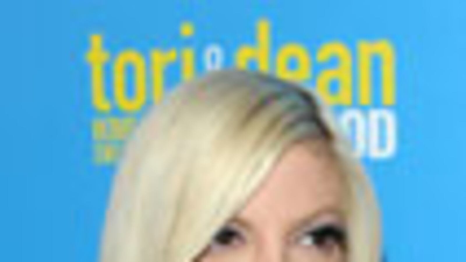 cheats/2010/04/20/a-talk-show-for-tori-spelling/tori-spelling-talk-show_sdgn0g