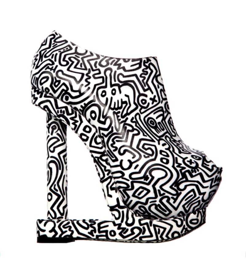 galleries/2012/04/30/designer-nicholas-kirkwood-opens-new-york-store-photos/nicholas-kirkwood-8_l8gmwj