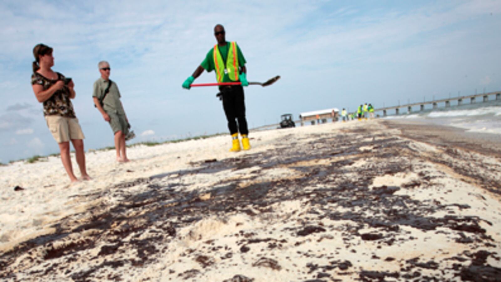 cheats/2011/02/17/bp-workers-could-have-prevented-blowout/bp-disaster_ie2nwq