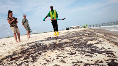 cheats/2011/02/17/bp-workers-could-have-prevented-blowout/bp-disaster_ie2nwq