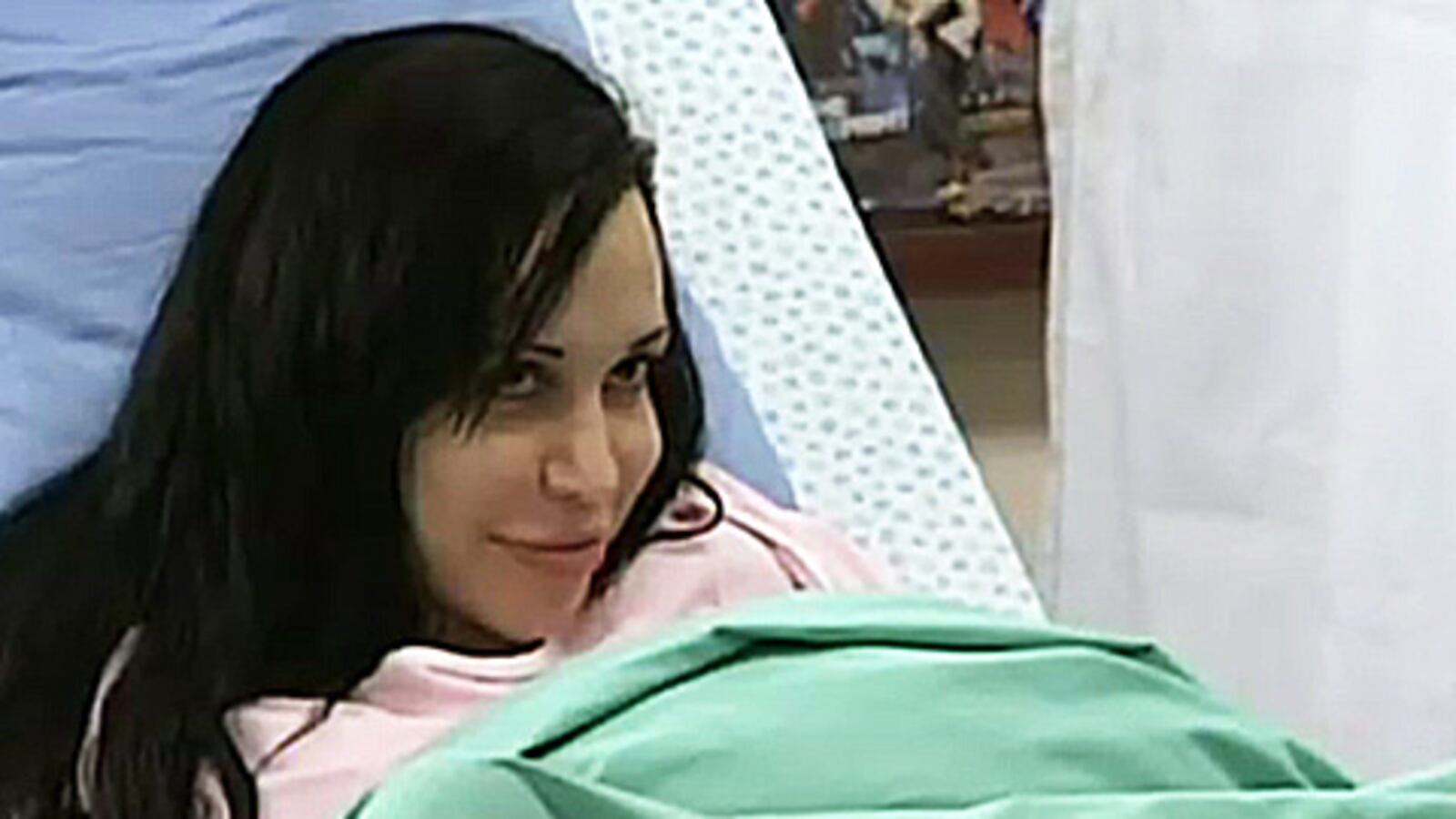 videos/2010/07/06/octomom-on-mtvs-silent-library/mtv-silent-library-octomom-120_pwnwhh