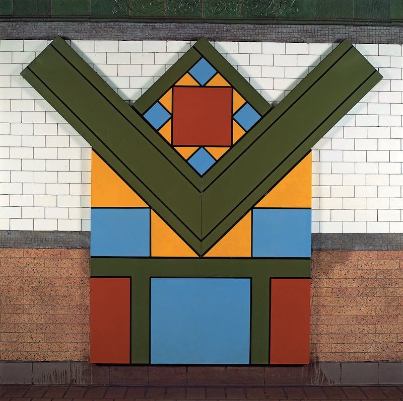 galleries/2014/11/30/tour-new-york-s-underground-art-museum/5-Glaser_xeuypi