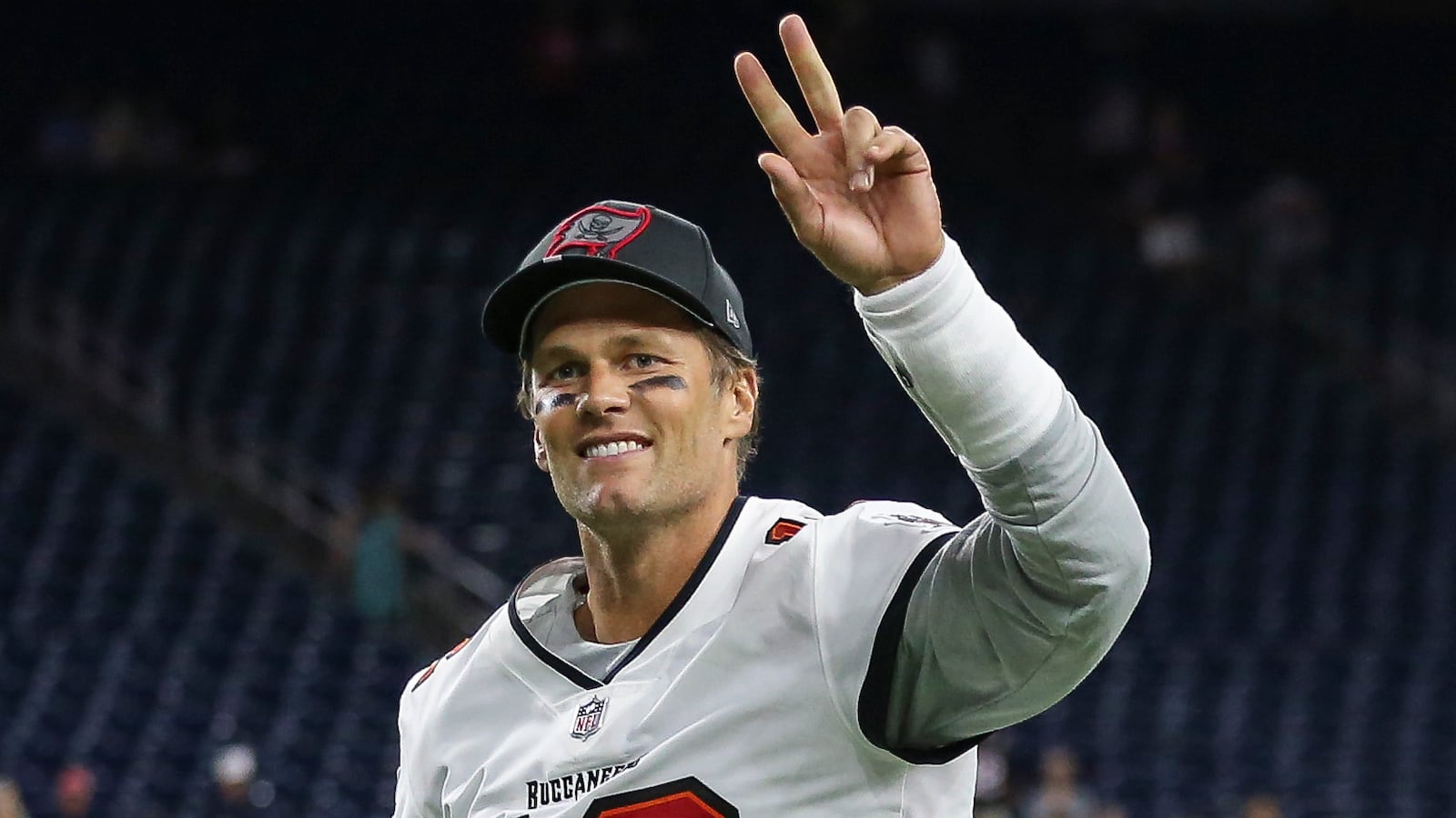 2021-08-29T035939Z_2128868941_MT1USATODAY16647600_RTRMADP_3_NFL-TAMPA-BAY-BUCCANEERS-AT-HOUSTON-TEXANS_abyan0