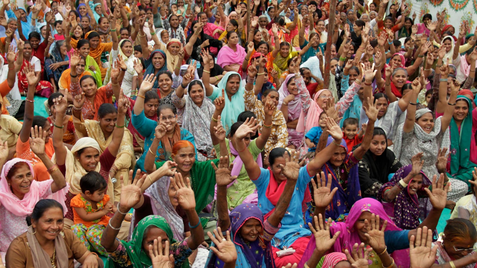articles/2011/09/13/women-in-the-world-foundation-launch-watch-live-video/women-in-the-world-foundation-brown-tease_ajarje