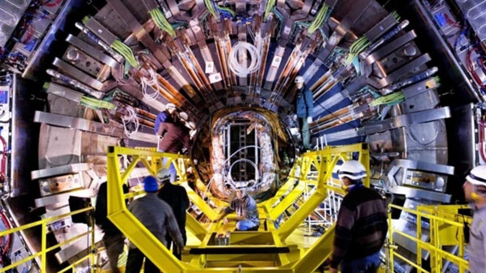 cheats/2012/07/04/physicists-may-have-found-the-key-to-life/scientific-advances-big-small-2011-gal-higgs_uwvbml