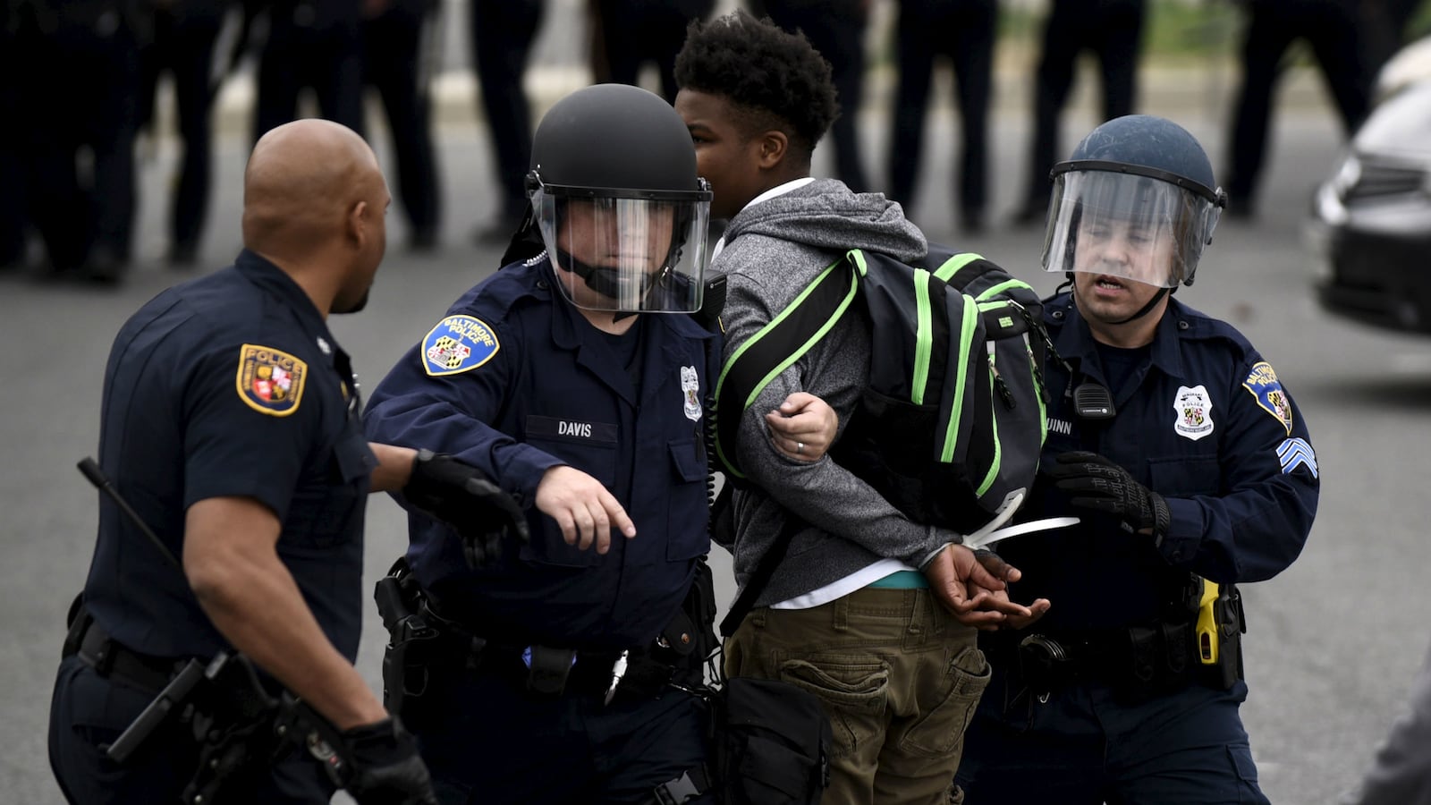 cheats/2015/04/27/national-guard-dispatched-to-baltimore/150427-baltimore-riot-new-cheat_nknyfh