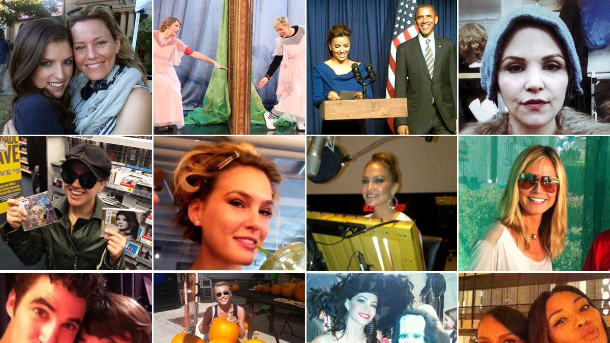 galleries/2011/10/26/celebrities-do-halloween-kelly-clarkson-j-lo-more-twitter-pictures/twitpics-111026-tease_n6dsca