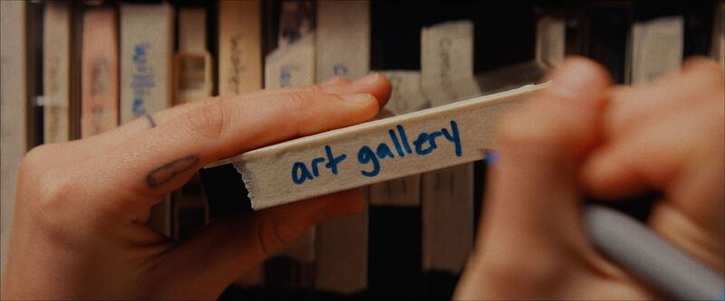 061722-shakur-poser-3_r3nkiz