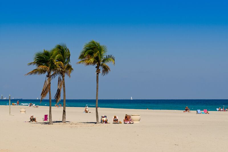 galleries/2014/07/04/most-popular-us-beaches-from-ocean-city-to-honolulu-photos/2014-most-popular-beaches-14_eixels