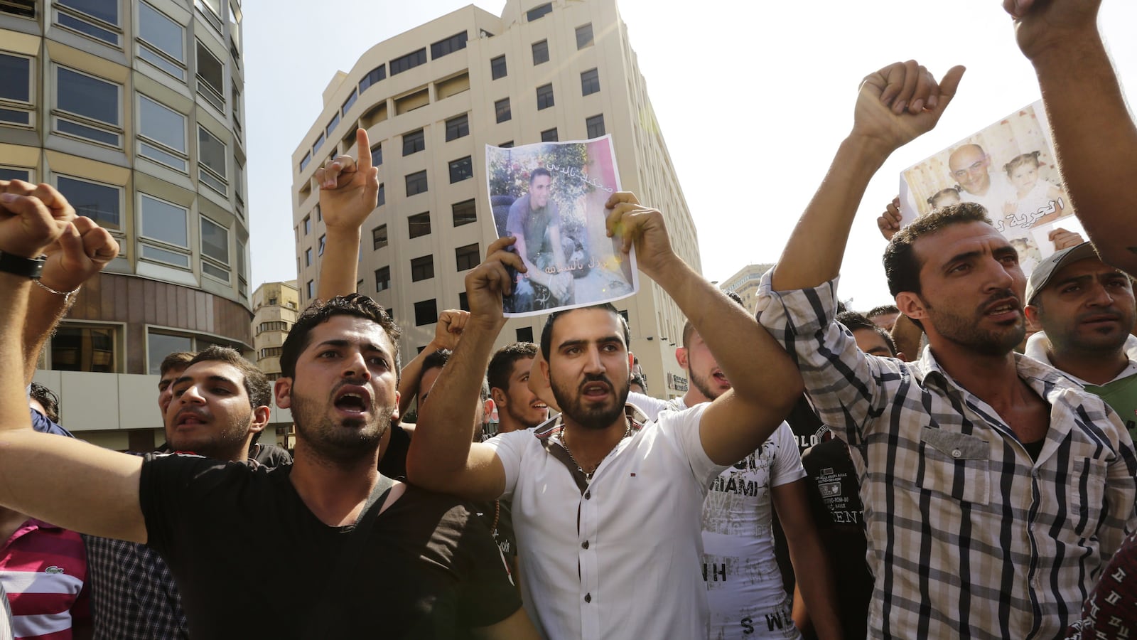 articles/2014/10/15/isis-and-bs/141015-ghandour-lebanon-tease_t30flj