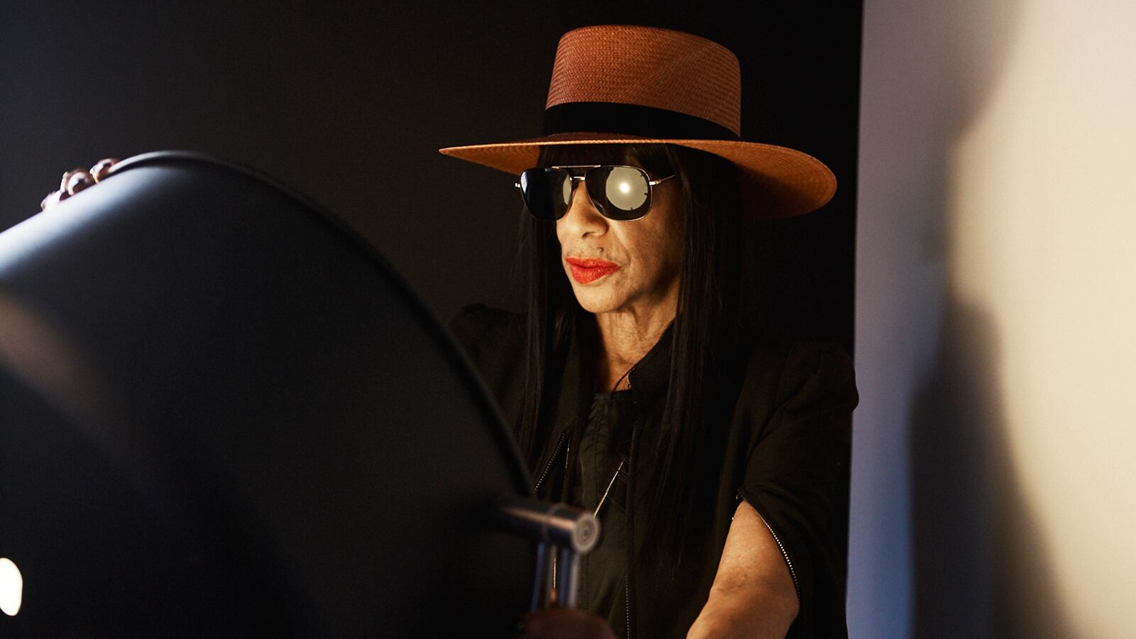 articles/2016/08/01/the-stylish-stylist-who-makes-fashion-dreams-come-true-on-the-page/160731-Red-Label-Fashion-tease_vmfevb