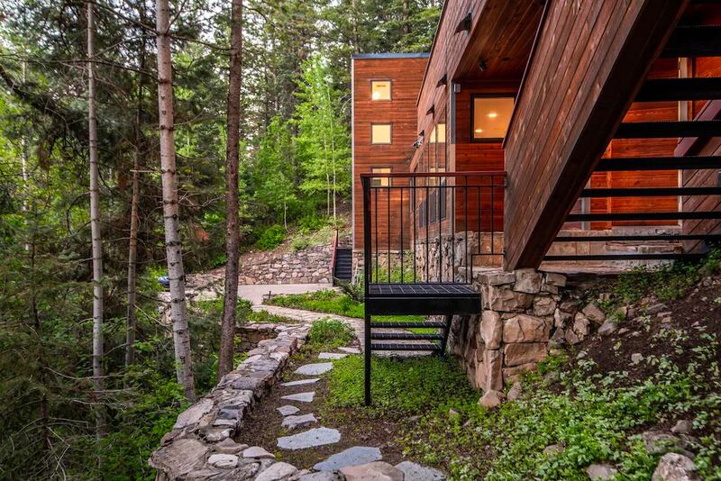 211216-OMG-Sundance-08_mmckkj