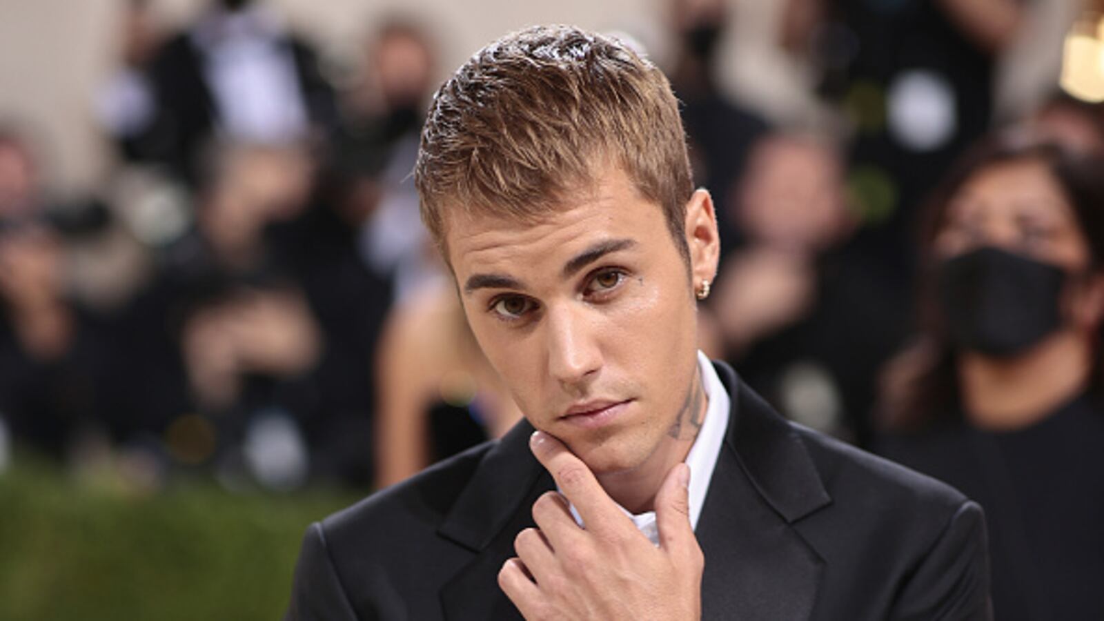 gettyimages-1340178680-594x594_lwewqi