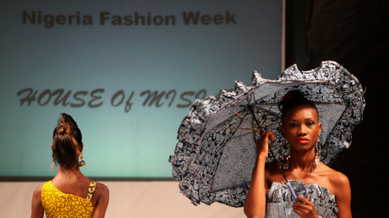 2011-11-17T120000Z_1450249640_GM1E7BI0E0S01_RTRMADP_3_NIGERIA_iodgte