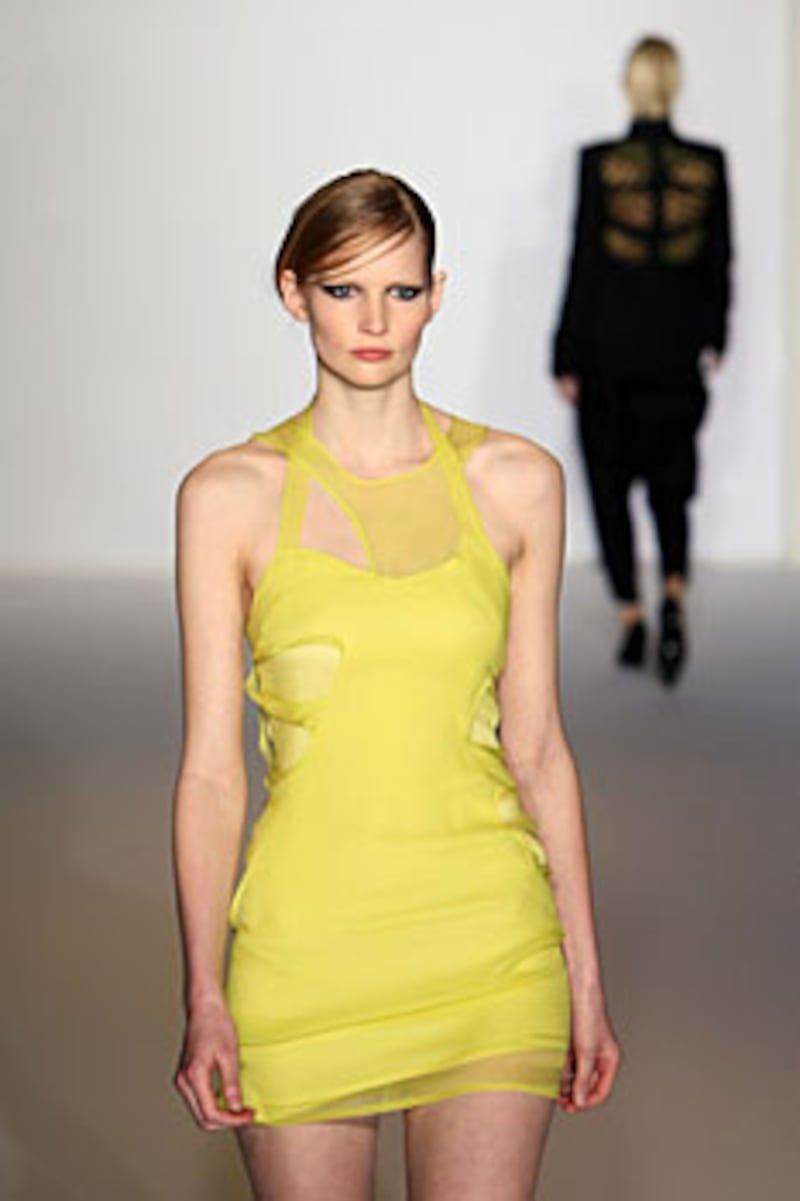 galleries/2009/02/18/neon/neon---preen_kumnev