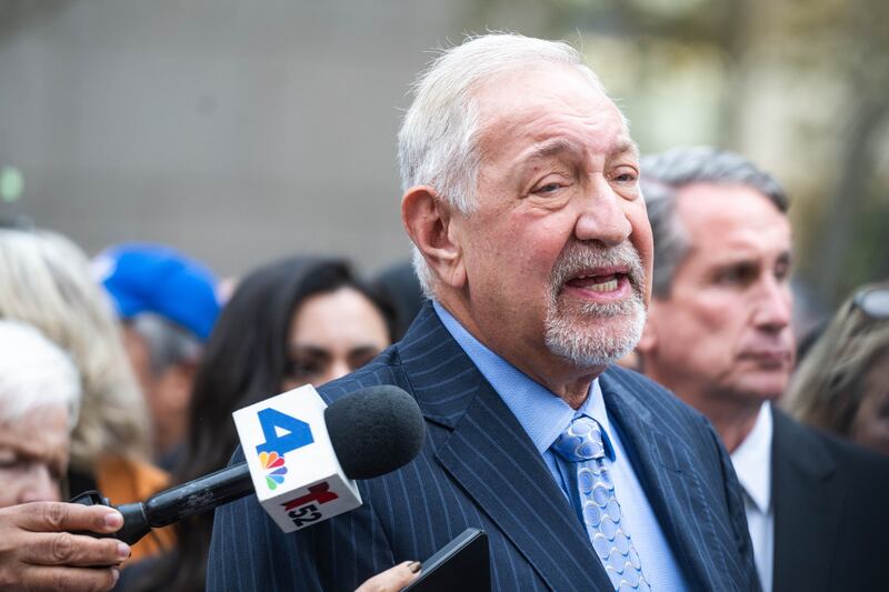 Mark Geragos.