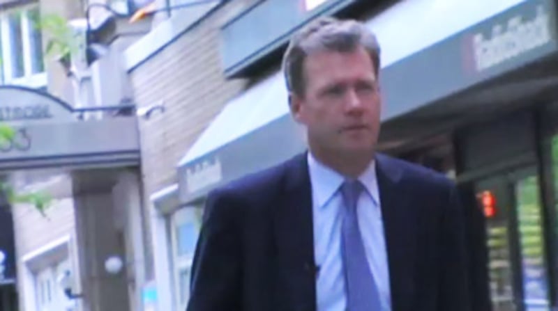 videos/2009/07/03/rachel-sklar-interviews-chris-hansen-1/chris-hansen_m9ggyz