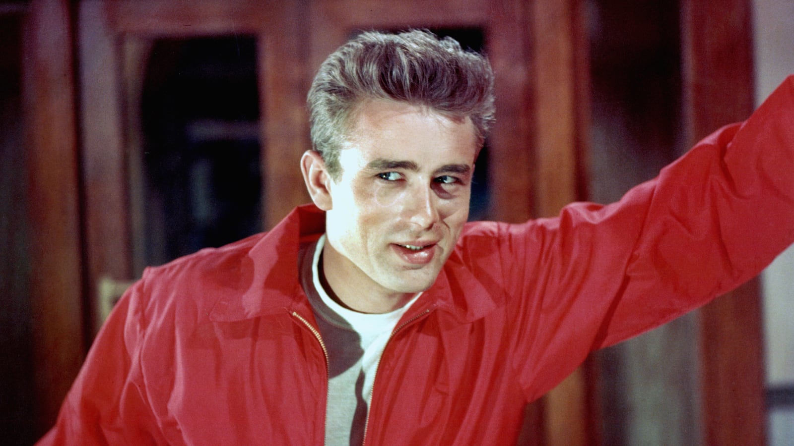articles/2015/09/27/how-james-dean-changed-acting-forever/150926-alexander-james-dean-tease_npicot