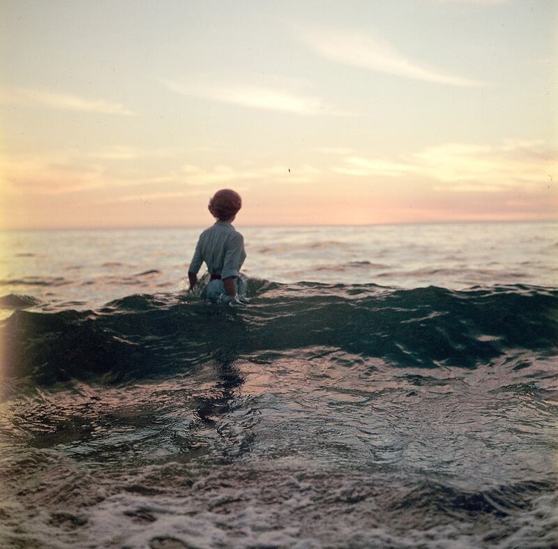 galleries/2015/08/01/findthegirlsonthenegatives-photos/150801-negative-girls-04_zvnxt5