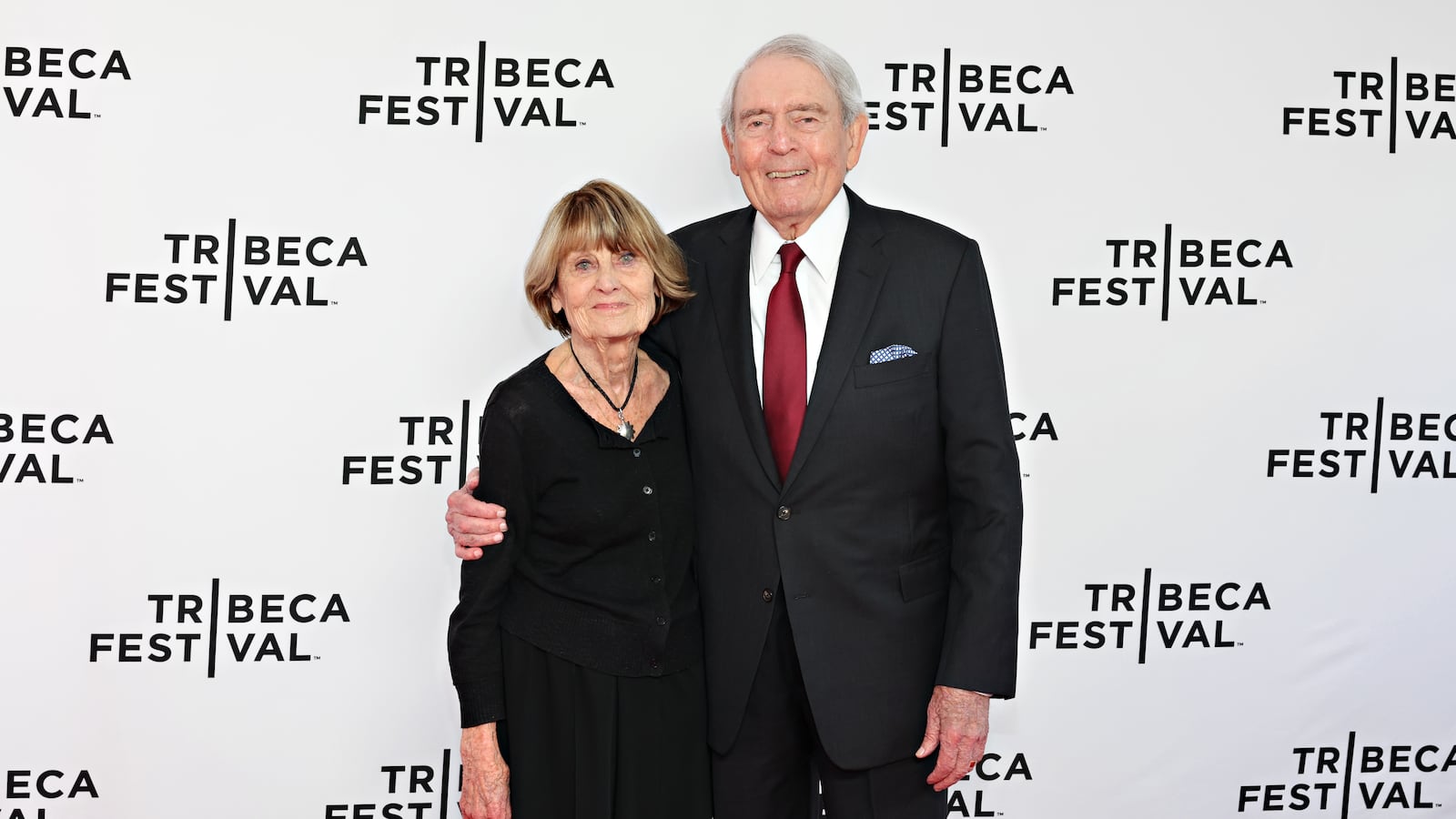 Jean Rather (left) and Dan Rather (right)