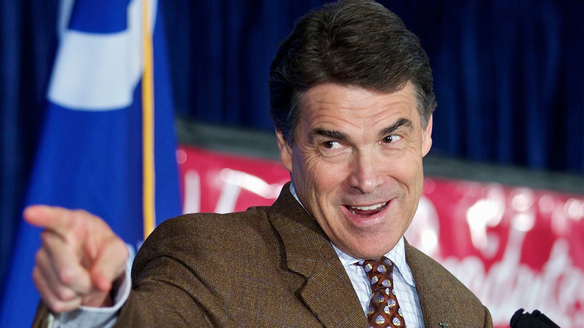 cheats/2011/08/25/perry-leads-in-national-polls/rick-perry-leads-national-polls-cheat_uqlaqa