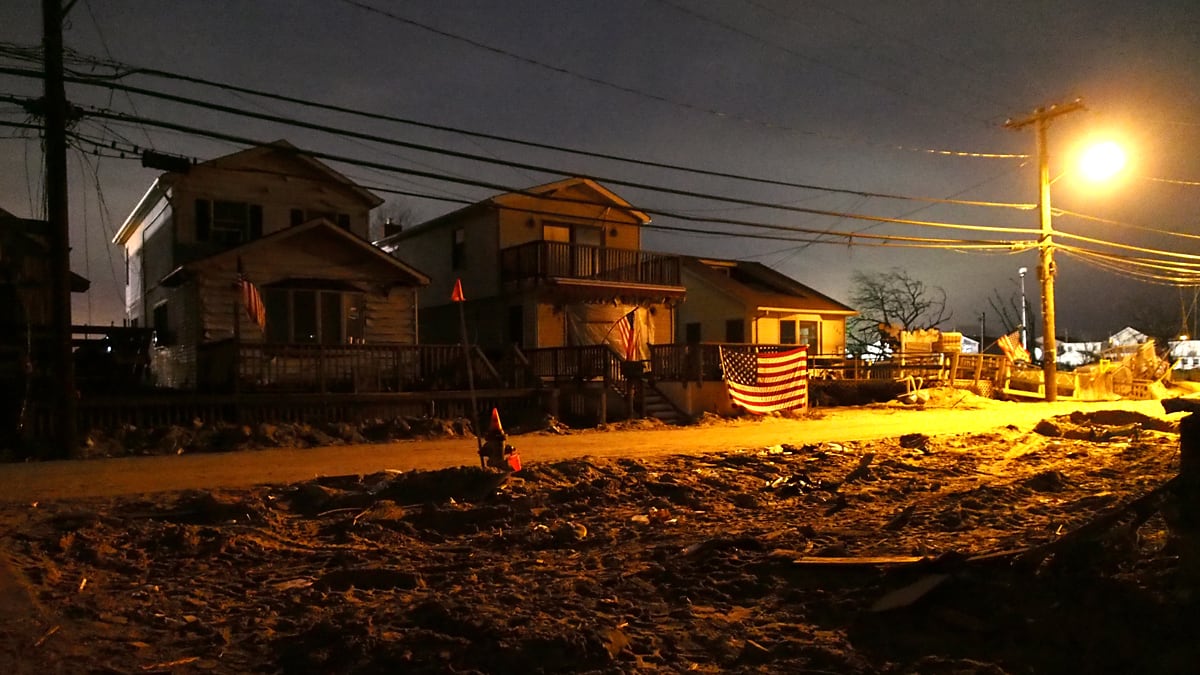 articles/2012/11/21/for-sandy-victims-this-could-be-the-coldest-thanksgiving-ever/sandy-thanksgiving-shapiro_cnidqv