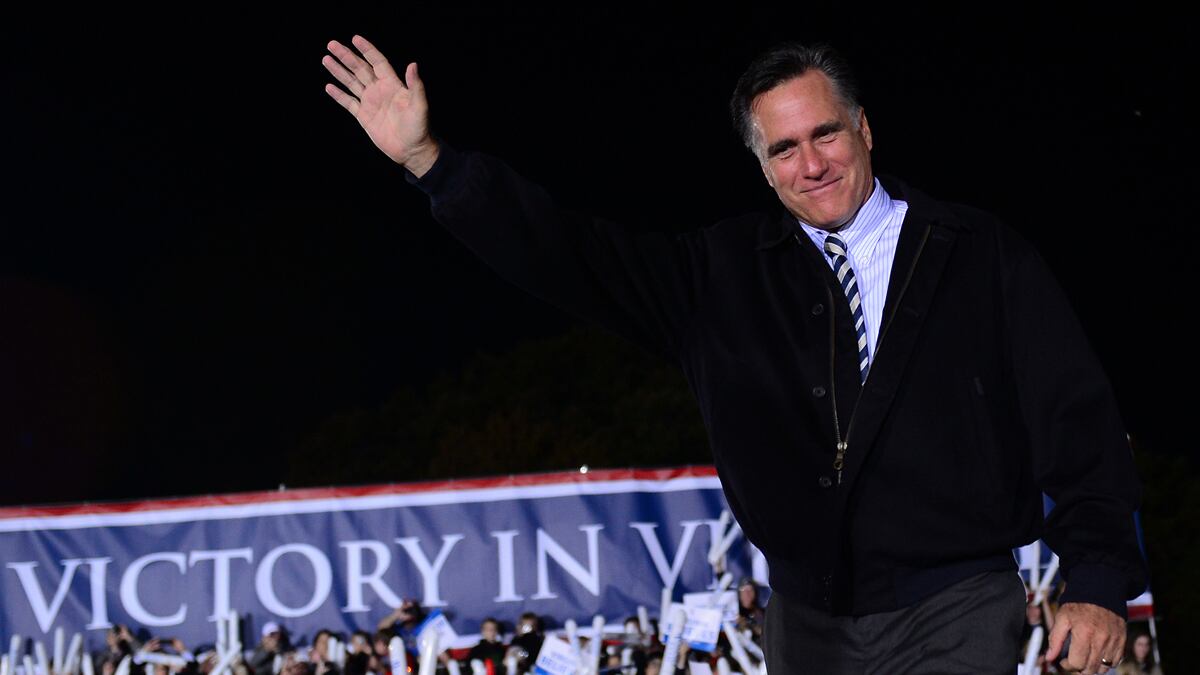 cheats/2012/10/18/campaign-likes-mitt-aggressive/mitt-debate-campaign-cheat_twh21s