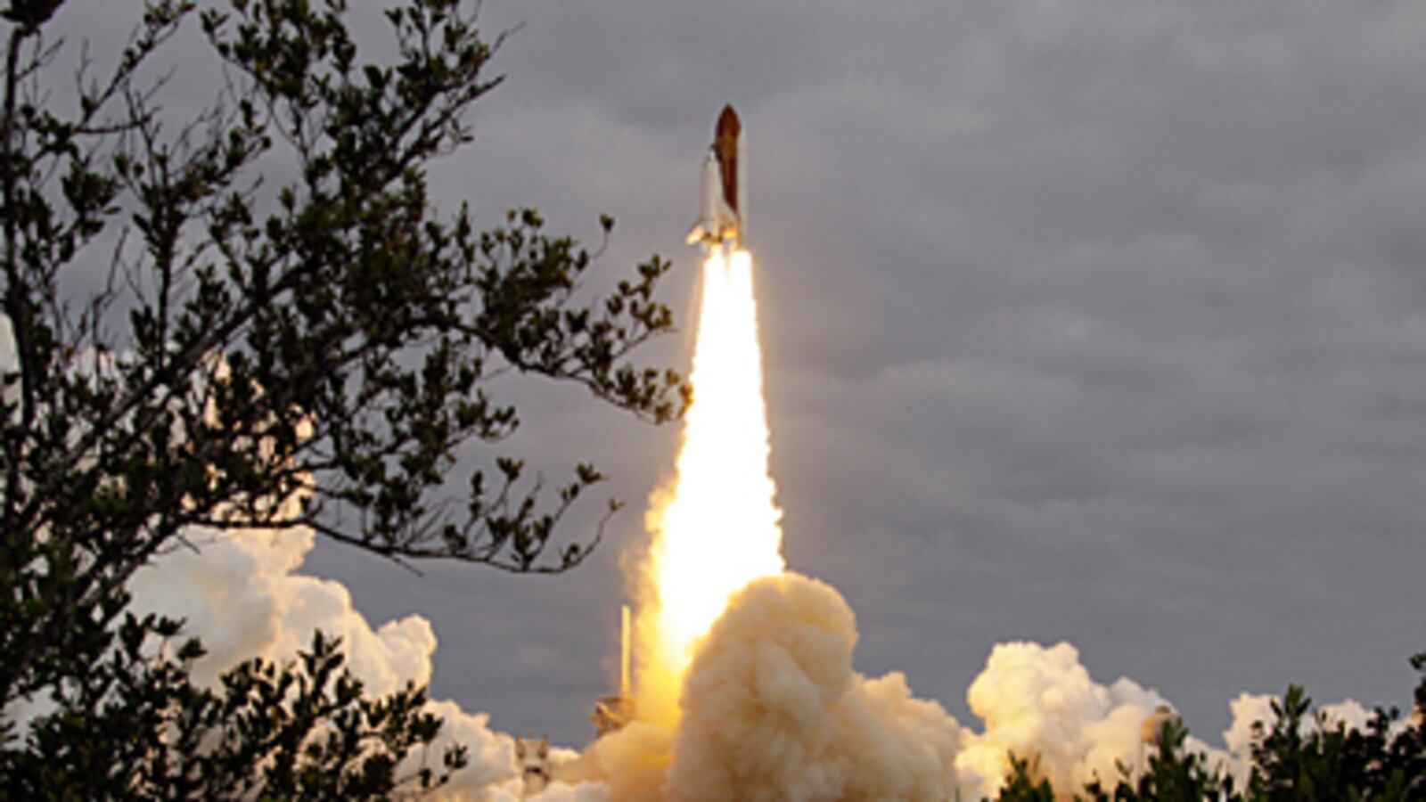 cheats/2011/05/16/endeavour-fueled-for-monday-launch/boyer-nasa_180807_cao237