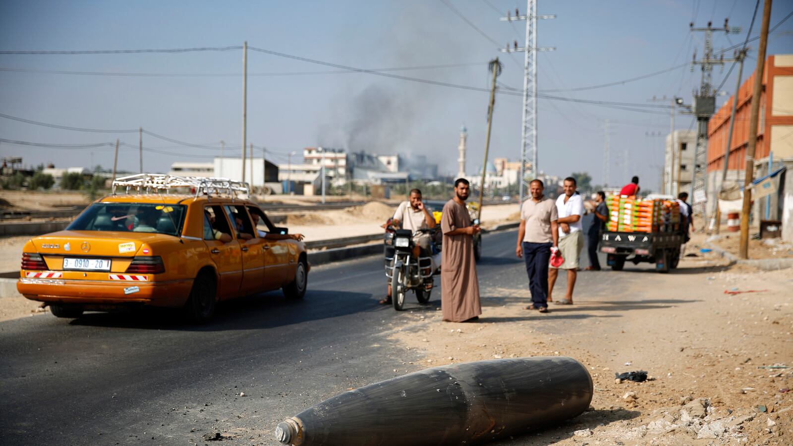 articles/2014/08/07/gazans-turn-their-rage-on-the-arab-leaders-who-watched-them-die/140806-rosenfeld-gaza-tease_dcwb9t