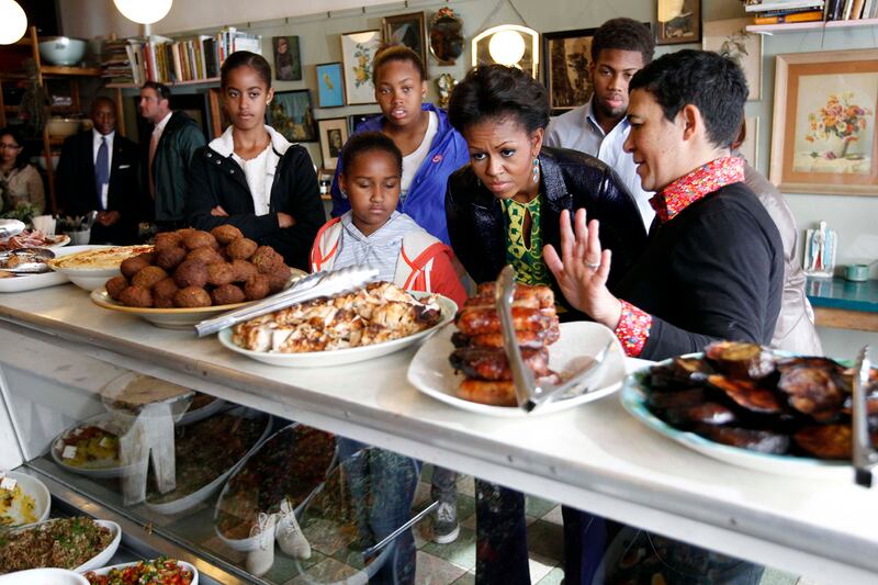 galleries/2011/06/23/michelle-obama-in-south-africa/michelle-obama-south-africa10_aksadn