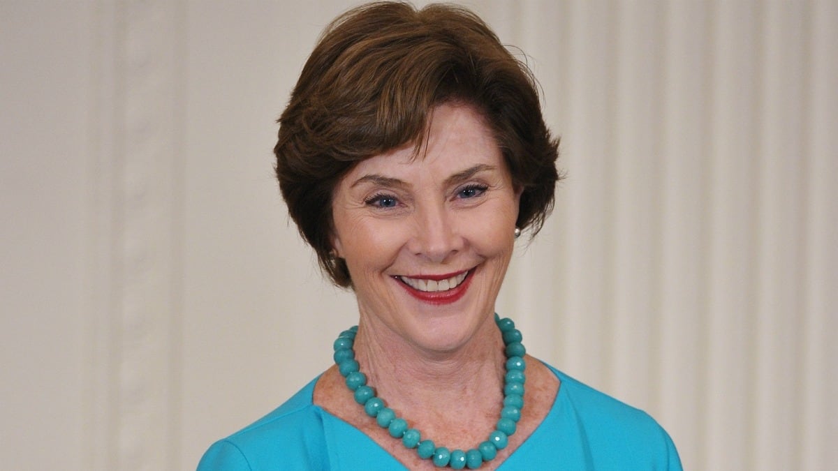 cheats/2012/09/14/laura-bush-hosting-romney-fundraiser/bush-romney-fundraiser-cheat_njto4k