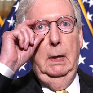 Mitch McConnell, Andy Beshear
