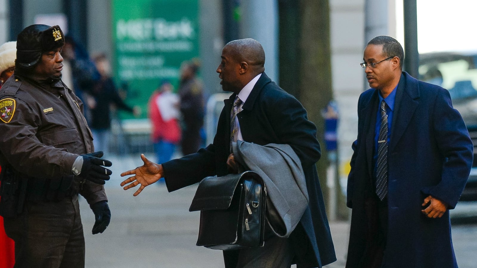 cheats/2016/01/08/freddie-gray-stay/160108-freddiegray-cheat_qqvqng