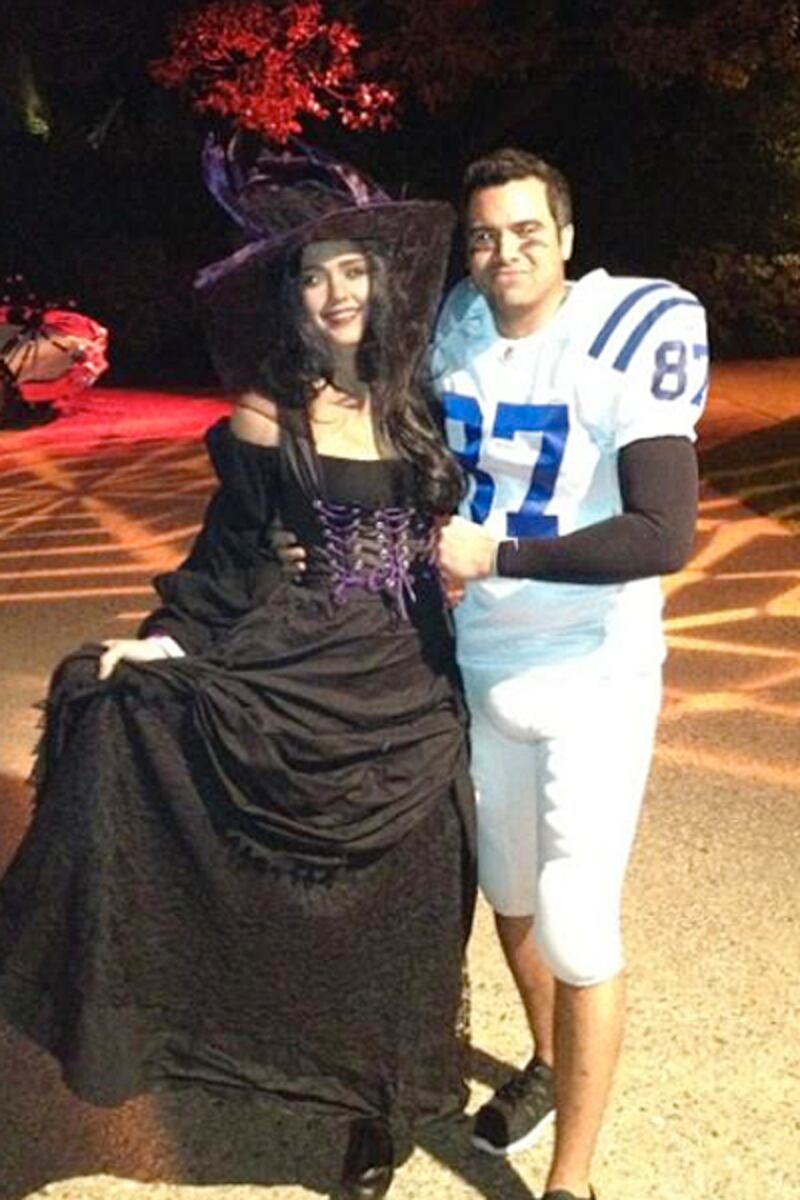 galleries/2011/10/31/kim-kardashian-snooki-heidi-klum-best-celebrity-halloween-costumes-2012-photos/celeb-halloween-costumes-gal-alba_iwprz1