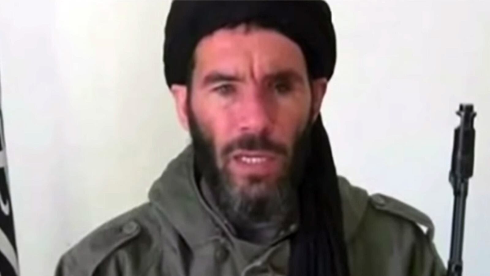 articles/2015/06/15/exclusive-u-s-strikes-hit-suspected-isis-al-qaeda-summit/150615-dozier-belmoktar-tease_lce6w7