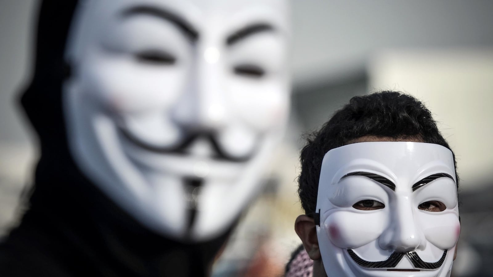 articles/2013/04/17/anonymous-next-move/130416-anonymous-canada-ross-tease_crne6p