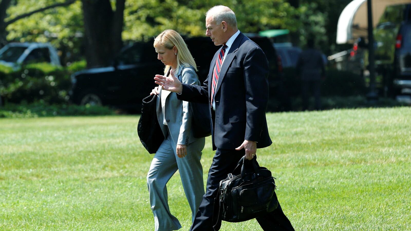 171011-nielsen-cheat_aaa5sn